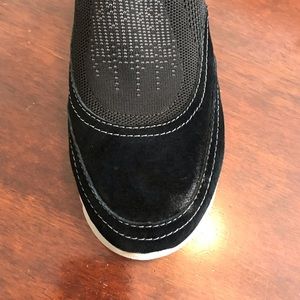 dansko alice suede